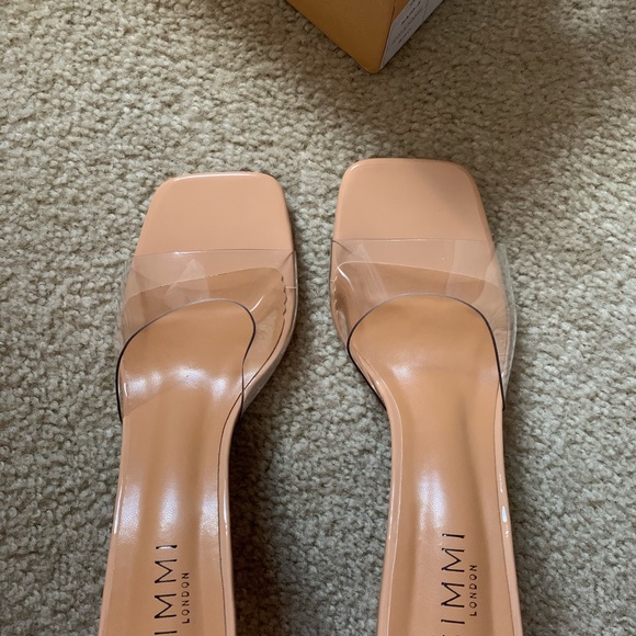 CLEAR HEELS - Picture 2 of 6